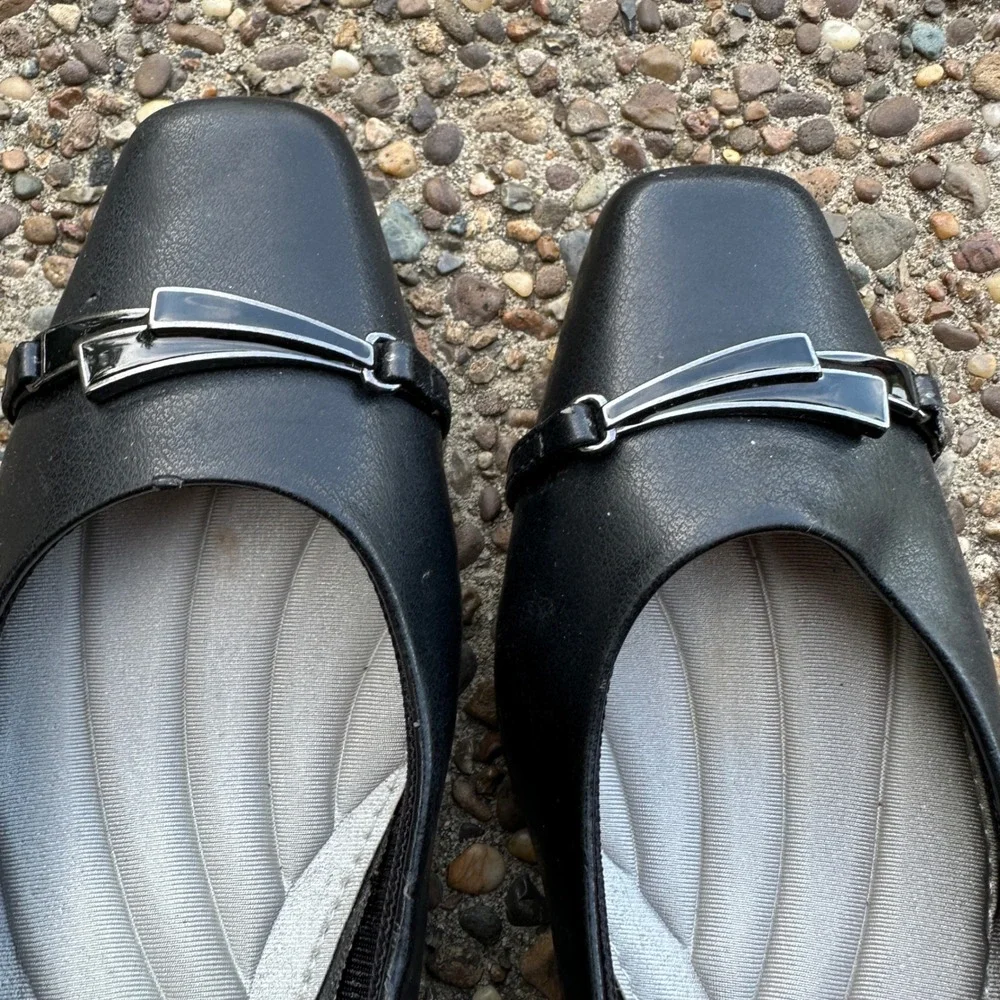 Easy Street Womens Black Square Toe Low Block Heel‎ Pumps Shoes 7.5M 30-2901